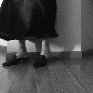 欧美国产精品久久
